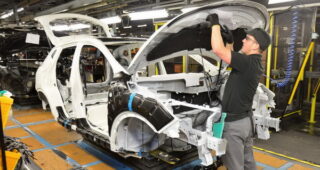 ค่อยยังชั่ว! Nissan เผยรอดแล้วหลังจากเกิด Brexit ในสหราชอาณาจักร