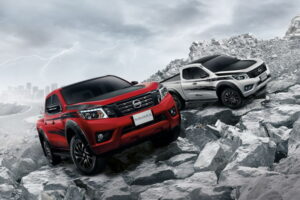 Nissan Navara NP300 Black Edition เพิ่มความคึกคักในงาน Motor Show 2017 ชูนวัตกรรมการเคลื่อนที่อัจฉริยะ พร้อมตอกย้ำความเป็นผู้นำยานยนต์พลังงานไฟฟ้า