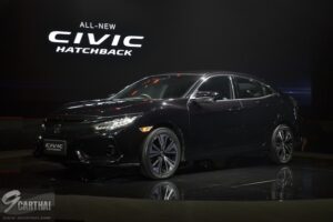 พาชมตัวจริง ทุกมุม 2017 Honda Civic Hatchback สปอร์ตเข้มเร้าใจ