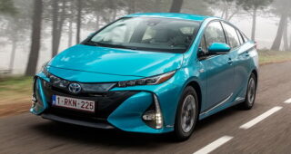 มาแว้ว! เปิดตัวราคาขาย Toyota Prius รุ่นใหม่เริ่มต้นที่ 31,695 ดอลล่าร์สหรัฐ