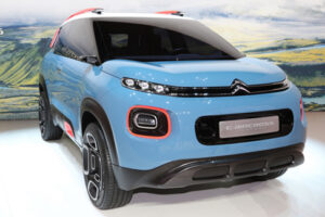 Citroen เปิดตัวรถแบบ "C-Aircross" รุ่นใหม่ออกแบบดีไซน์สุดสวยงาม