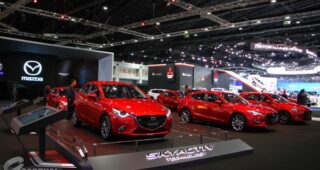 Mazda เผยโฉม MX-5 RF ผนึก CX-3 รุ่นปรับโฉมใหม่ เสริมทัพยนตรกรรมสกายแอคทีฟคับคั่งในงาน MOTOR SHOW 2017