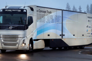 Volvo มาแล้วพร้อมเทคโนโลยีระบบไฮบริดสำหรับรถบรรทุกทดสอบ