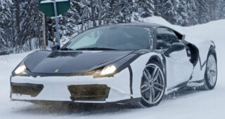 พบรถสปอร์ตแบบ Ferrari Dino ทดสอบอยู่ในสวีเดน