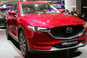 Mazda จัดให้เปิดตัวรถแบบ CX-5 รุ่นใหม่ล่าสุดต้อนรับปี 2017 นี้