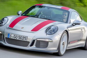 เอาอีกแล้ว? เผยเรียกคืนรถแบบ Porsche หลายรุ่นจากปัญหาต่อเนื่อง