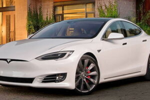 Tesla ยืนยันพร้อมลงทุนอีกกว่า 1.1 พันล้านดอลล่าร์สหรัฐในการลงทุนแบบ Hybrid ในอนาคต