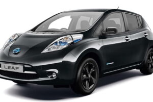 มาแล้ว! เปิดตัวรถแบบ Nissan Leaf รุ่นใหม่แบบ "Black Edition" ในสหราชอาณาจักร