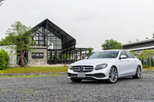 เปิดตัว 2017 Mercedes-Benz E350 ซีดานหรูรักษ์โลก หัวใจสปอร์ต