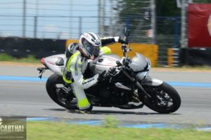 รีวิว 2017 Triumph Street Triple RS ณ สนามช้างฯ ตั๊กแตนราชา 3 สูบ แห่ง Naked Middle Weight