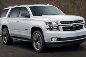 Chevrolet Tahoe และ Suburban มาพร้อมแพ็คเกจแต่งแบบ RST สุดโหด