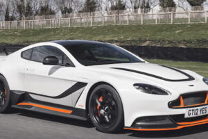 เปิดประมูลสปอร์ตแบบ "Aston Martin GT12"