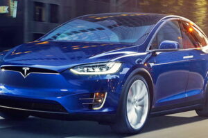 Tesla Motors เปิดตัวออฟชั่นรถแบบใหม่ปรับปรุงระบบอัตโนมัติ
