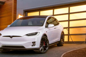Tesla Motors ยันขายรถได้กว่า 25,000 คันแล้วในปี 2017 นี้