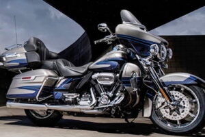 HARLEY-DAVIDSON CVO Limited 2017 "การกลับมาของตระกูล CVO"