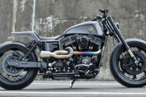 Urban Cavalry By ROUGH CRAFTS "ทหารม้า แห่งเมืองใหญ่"