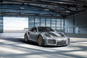 Porsche 911 GT2 RS ใหม่ พละกำลัง 700 แรงม้า ขับเคลื่อนล้อหลัง ทรงพลังที่สุด เท่าที่เคยมีมา