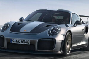 รถสปอร์ตแบบ Porsche 911 GT2 RS 2018 ถูกเผยภาพก่อนงานจริงแล้ว