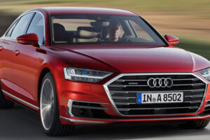 Audi จัดให้เปิดตัวรถเวอร์ชั่นสปอร์ตแบบ S8 Hybrid