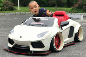 น่ารักเชียว! เปิดตัวรถจากทาง Liberty Walk เวอร์ชั่นของเล่น !!!
