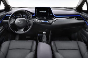 สุดยอด! เผย Toyota เตรียมทำระบบอัตโนมัติช่วยหยิบของหล่นขณะขับรถ