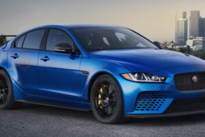 มาจนได้! เปิดตัวรถแบบ Jaguar XE SV Project 8 รุ่นใหม่ในอเมริกาเหนือ