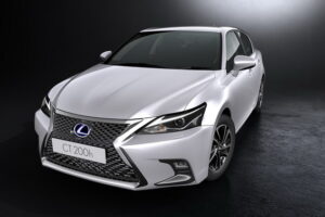 Lexus CT200h รุ่นปรับโฉมใหม่ “LIVE PLAY FUN”
