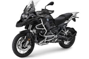 BMW เผยโฉมมอเตอร์ไซค์ GS รุ่นใหม่ถึง 4 รุ่นในงานการแข่งขันรอบคัดเลือก BMW Motorrad GS Trophy Southeast Asia Qualifier 2017