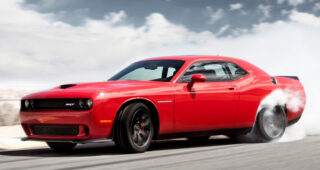 คืนมาก่อน! NHTSA ของอเมริกาประกาศเรียกคืนรถแบบ "Dodge Challenger SRT Hellcat 2017" แล้วจากเหตุเปลืองเกิน