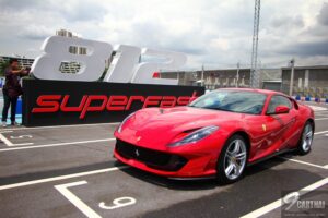 เปิดตัว Ferrari 812 Superfast 800 ม้าที่ทรงพลังสุดของม้าลำพอง