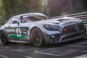 จัดไป! Mercedes-Benz โชว์ตัวในงานอย่าง Mercedes-AMG GT4 สุดโหด