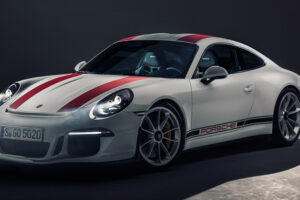 สวยจัด! Porsche เตรียมเปิดตัว "911R Model" สปอร์ตสุดล้ำแห่งโลกอนาคต