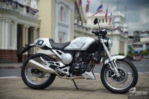รีวิว GPX Legend Gentleman คาเฟ่ไทย สายหล่อ อัดแน่นด้วยสเป็ก