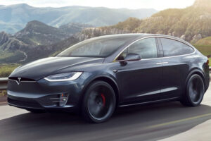 ลงเรื่อยๆ! Tesla Motors เริ่มตันลดราคารถแบบพลังงานไฟฟ้าทั้งสองแบบแล้วในตลาดโลก