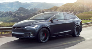 ลงเรื่อยๆ! Tesla Motors เริ่มตันลดราคารถแบบพลังงานไฟฟ้าทั้งสองแบบแล้วในตลาดโลก