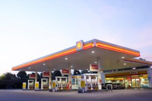 SHELL มอบน้ำดื่มแก่ประชาชนที่เดินทางร่วมถวายความอาลัย ระหว่างวันที่ 25-26 ตุลาคม 2560