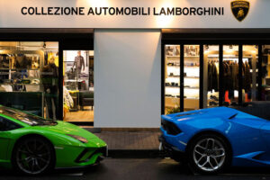 อย่างหรู! Lamborghini เปิดตัว Shop ขายของที่ระลึกในกรุงโตเกียวประเทศญี่ปุ่นแล้ว