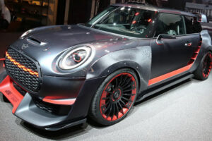 MINI เปิดตัวรถแบบพิเศษ "MINI JCW GP Concept" ฉลองครบ 50 ปีชนะรายการ Monte Carlo Rally