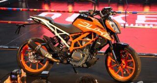 เปิดตัว KTM Duke 390 ใหม่ Are You Duke Enough