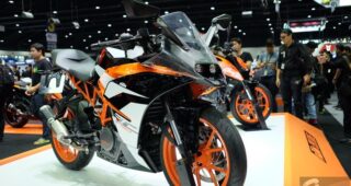 KTM เร่งเครื่องกระหึ่มส่งบิ๊กไบค์สายแข่ง “KTM RC 390” ลง Motor Expo 2017