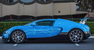อย่างงาม! รถสปอร์ต "Bugatti Veyron Grand Sport Vitesse" สีฟ้าสดแบบแต่งจัดเต็มถูกนำมาขายทอดตลาด