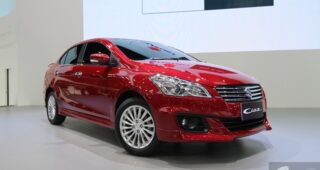 SUZUKI แนะนำ Ciaz รุ่นอัพเกรดฟังก์ชั่นเสริมใหม่ พร้อมจำหน่ายราคาเดิม