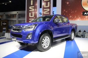 ISUZU ฉลอง 60 ปีทอง แนะนำรถ ‘ใหม่! อีซูซุดีแมคซ์ 1.9 และ 3.0 ดีดีไอ บลูเพาเวอร์’ พร้อมทัพยนตรกรรมครบรุ่น ร่วมงาน MOTOR EXPO 2017