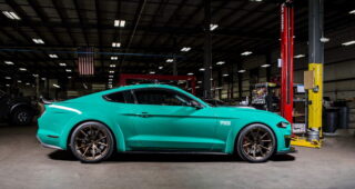 เปิดตัวชุดแต่งแบบสปอร์ตของ Ford Mustang 2018 ตัวใหม่สุดโดยทาง Roush Performance