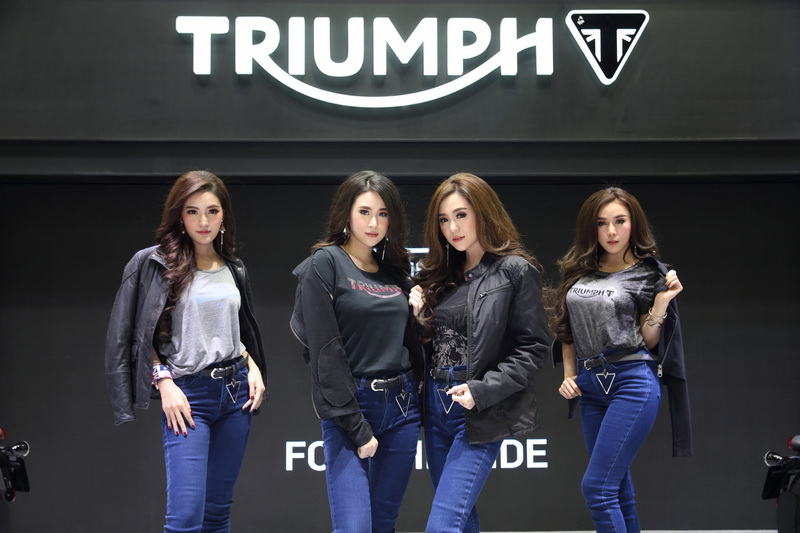 Triumph_Girl_05