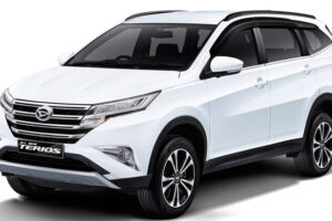 รุ่นเก๋ามาแล้ว! Daihatsu อัพเกรด "Terios" รถขนาดใหญ่โฉมใหม่แล้วปรับปรุงให้ทันสมัยทันยุค 2017 !!