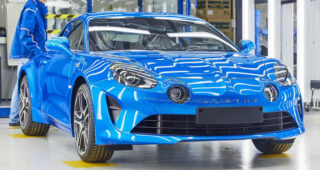 Alpine จัดให้เปิดตัวโรงงานใหม่พร้อมผลิตรถของ Renault A110