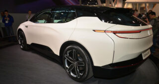 ค่ายรถแดนมังกรพร้อมเปิดตัวรถพลังงานไฟฟ้าอย่าง "Byton Motors" แล้วพร้อมระบบขับเคลื่อนอัตโนมัติ