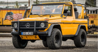 แก่แต่เก๋า! พบรถ Benz "G-Class" สมัยรุ่นเก่าตกแต่งใหม่สะดุดตาพร้อมขายเป็นมือสอง