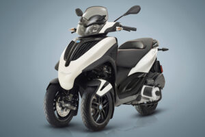 PIAGGIO MP 300 Yourban Sport LT 2018 "เท่ไม่เหมือนใคร เกาะถนนเป็นเลิศ"